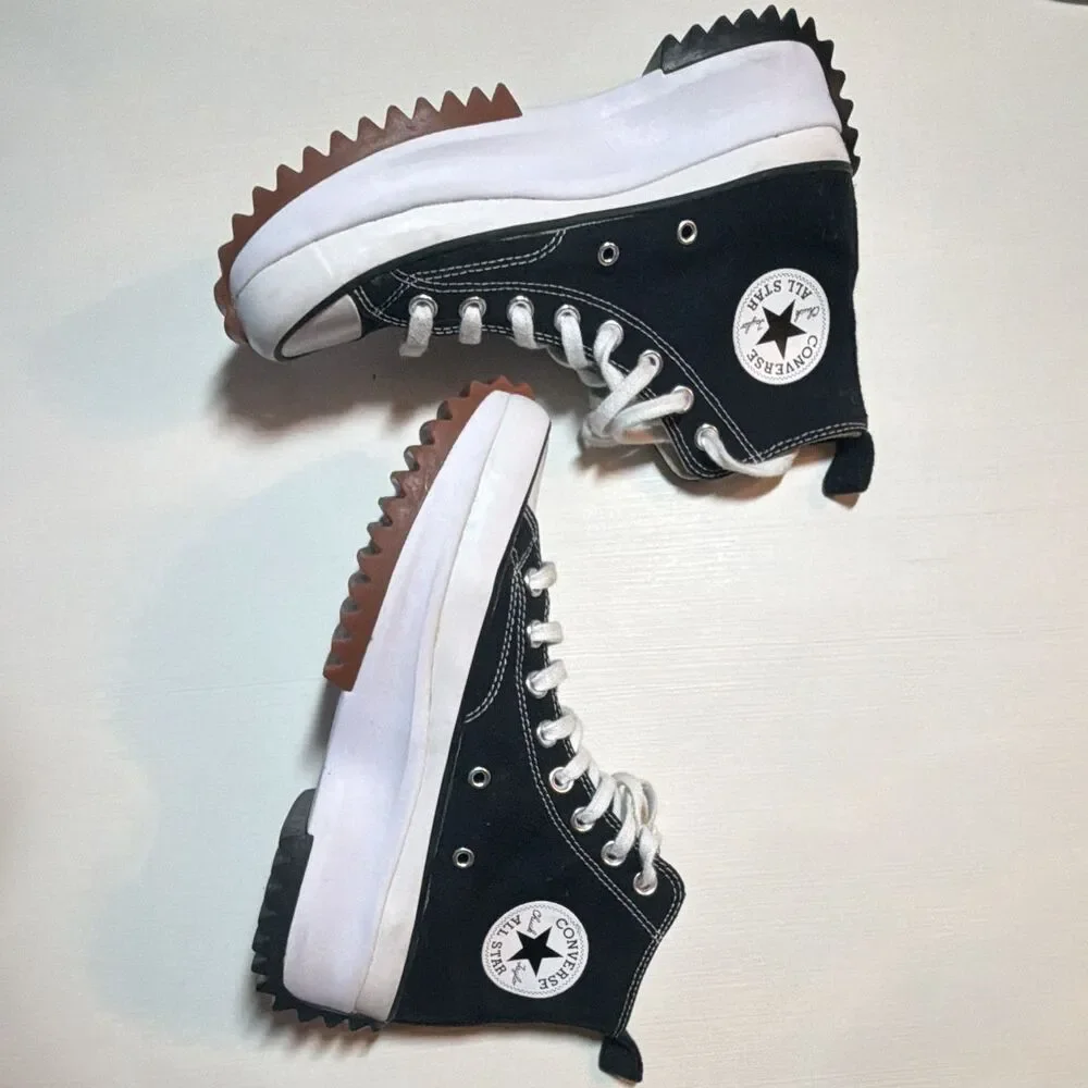 Converse Run Star Hike High-Top Sneakers Black White Lug Sole Lace-Up.  7/8.5
